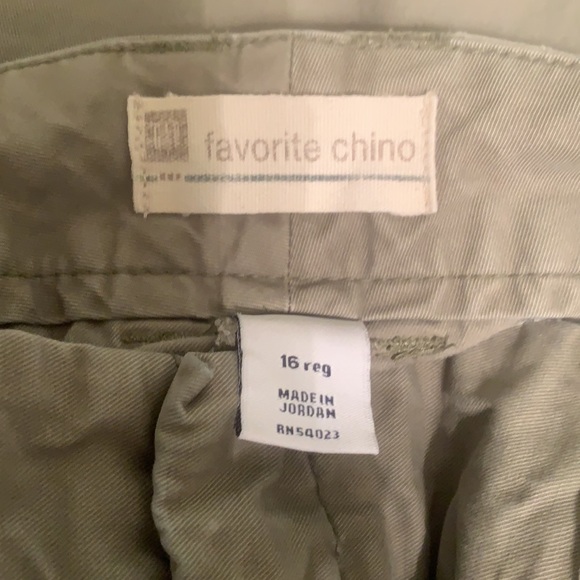Gap Favorite Chinos - Picture 3 of 3